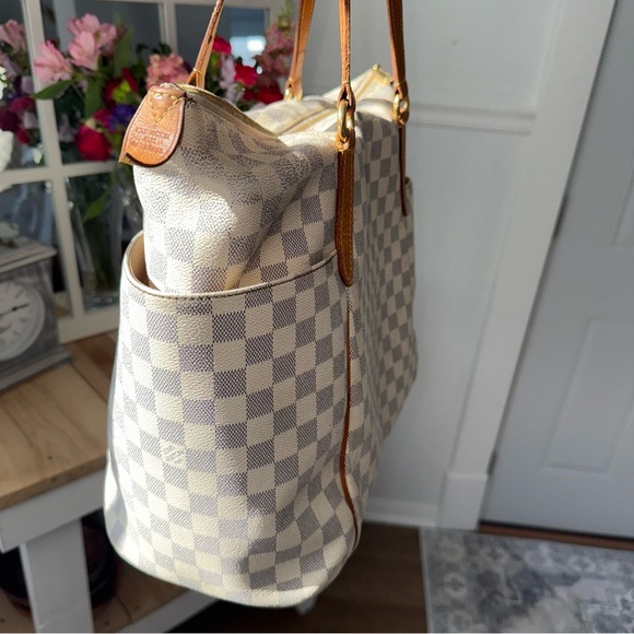 Authentic Louis Vuitton Totally GM Damier Azur Checkered Pattern Shoulder Bag - Picture 8 of 16